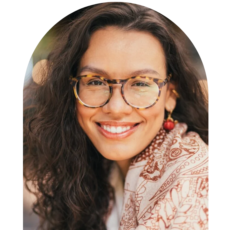 happy woman smiling with glasses